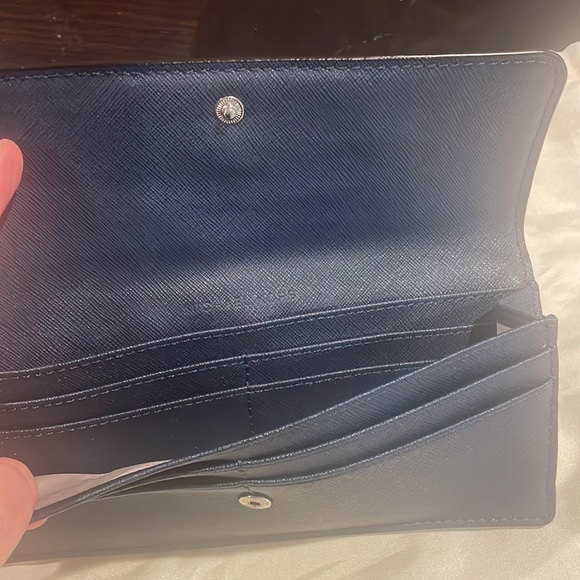 Michael Kors Wallet - Picture 3 of 4